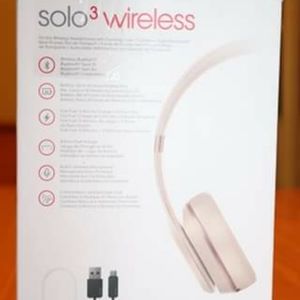 Beats solo3 by dr dre